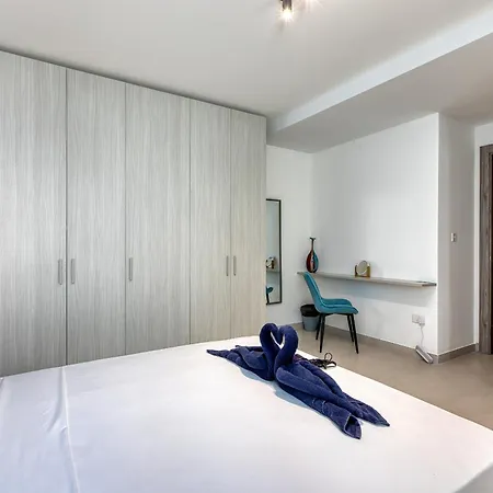 Apartment Modern Seaview With Balcony Pabe1-1